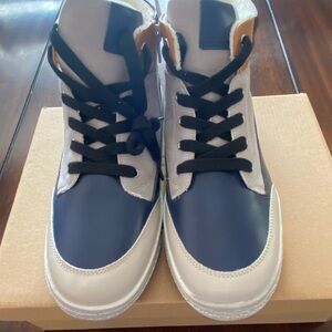 Steve Madden Navy and White Kids Sneakers